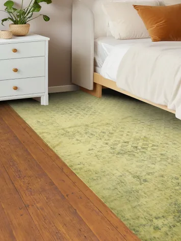 Timeless Distressed Yellow Rug with Delicate Lattice Patterns 5x8