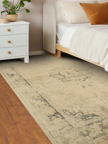 Classic Persian-Style Rug in Neutral Earthy Tones 5x8