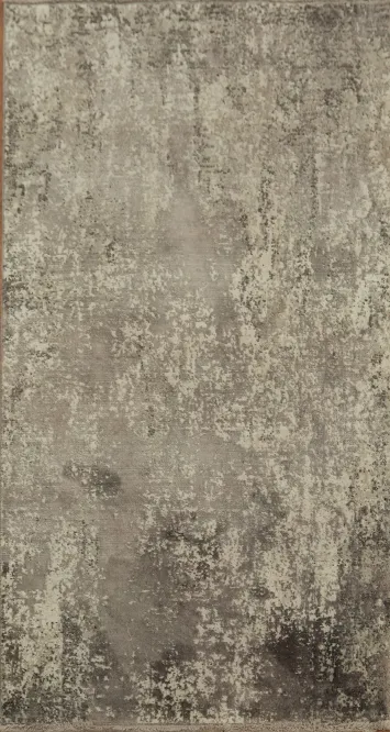 Elegant Abstract Patterned Rug in Neutral Shades