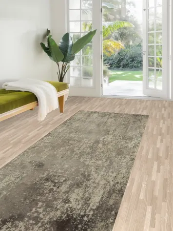 Elegant Abstract Patterned Rug in Neutral Shades