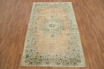 Vintage Floral Elegance: Distressed Oriental Medallion Rug Design 5x8