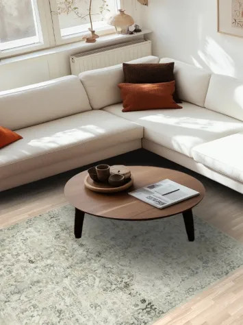 Vintage-Inspired Rug with Elegant Distressed Design 5x8