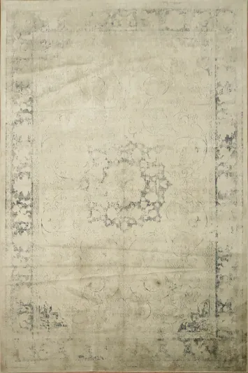 Exquisite Vintage Distressed Rug with Elegant Floral Motifs 5x8