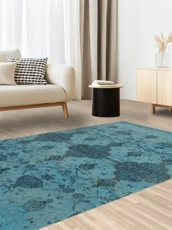 Sophisticated Vintage-Style Blue Rug to Elevate Your Living Space 5x8