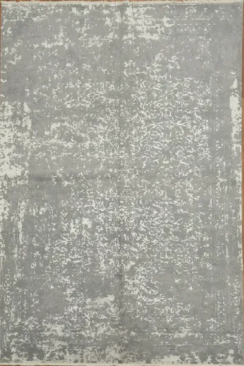 Silver Grey Vintage-Inspired Rug with Textured Distressed Look 7x10