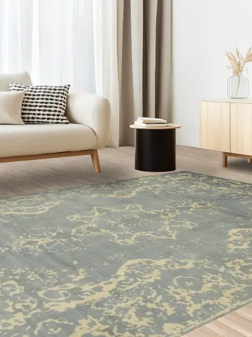 Elegant cream and grey rug perfect for living spaces 7x10