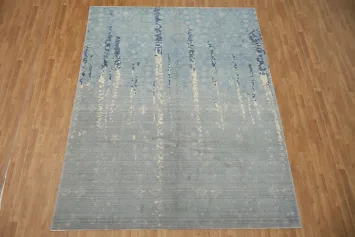 Serene Blue Toned Area Rug with Abstract Gradient Design 8x10