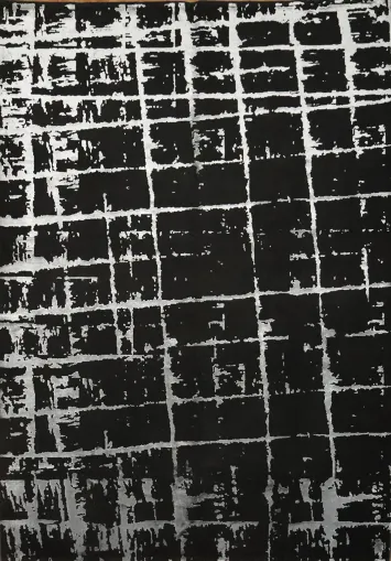 Monochrome Geometric Pattern Rug for Modern Spaces 7x10