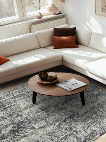 Sleek Monochrome Rug with Abstract Chevron Pattern 7x10