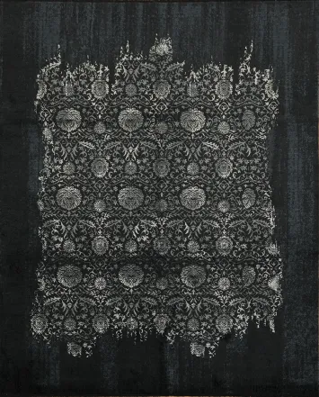 Luxurious Floral Black and Grey Rug Adds Elegance to Any Room 8x10