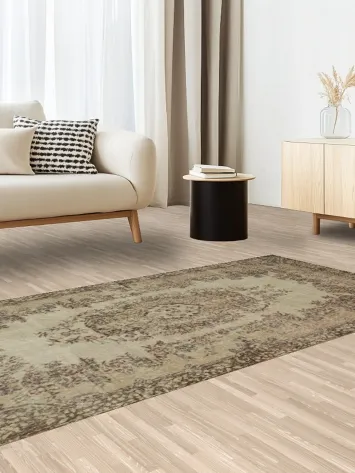 Antique-Style Vintage Turkish Floral Rug 4x7