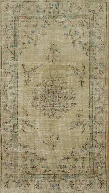 Intricate Floral Motif Rug for Sophisticated Living Spaces 4x7