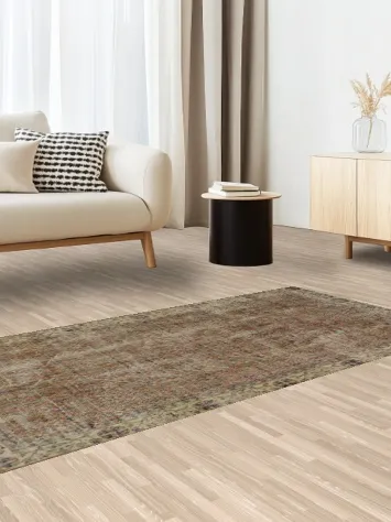 Exquisite oriental rug with timeless design elements Vintage Area Rug 3x6