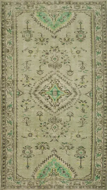 Ornate Floral Motif Area Rug in Green Wool 4x7