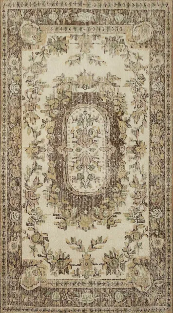 Elegant Vintage Floral Rug with Intricate Border Design 4x7