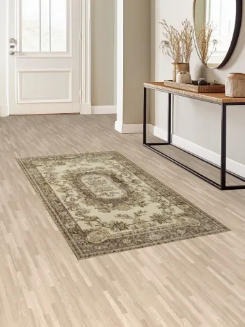 Elegant Vintage Floral Rug with Intricate Border Design 4x7