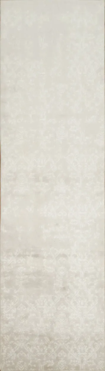 Elegant Neutral Runner Rug for Sophisticated Hallway Aesthetics