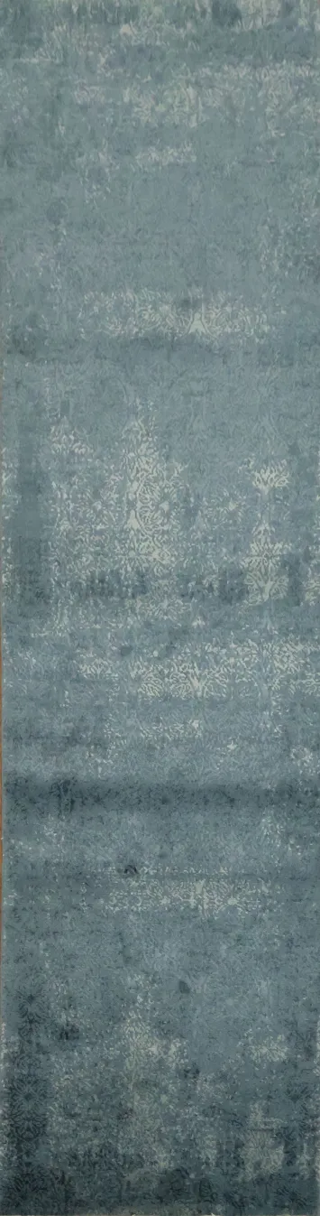 Sophisticated Long Runner Rug in Timeless Blue Shades