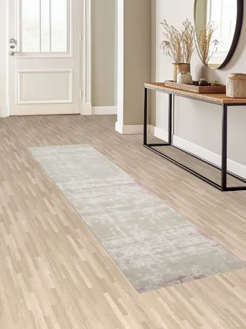 Elegant Beige Runner Rug with Subtle Pink Accents 3x10