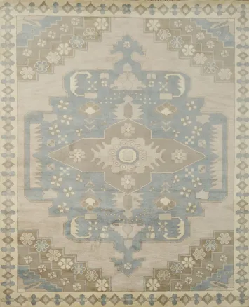 8x10 Oushak Hand-Knotted Wool Rug - Beige and Light Blue