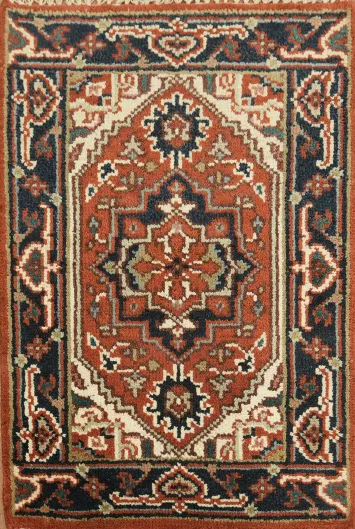 Traditional Oriental Rug Perfect for Cozy Living Spaces 2x3
