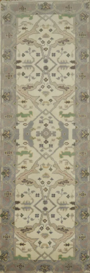 Luxurious Oriental Wool Runner Rug 3x8