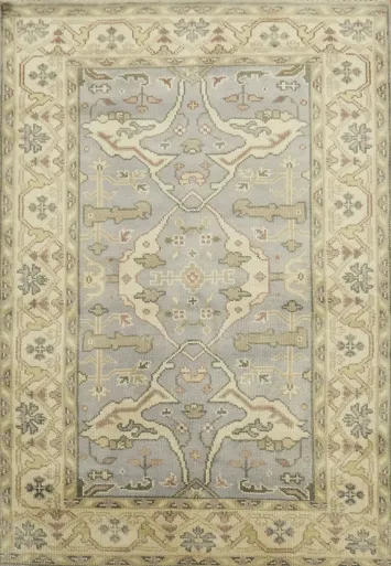 Exquisite Vintage Inspired Hand-Knotted Oriental Rug 4x6