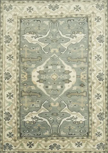 Grey and Cream Timeless Classic Wool Rug 4x6