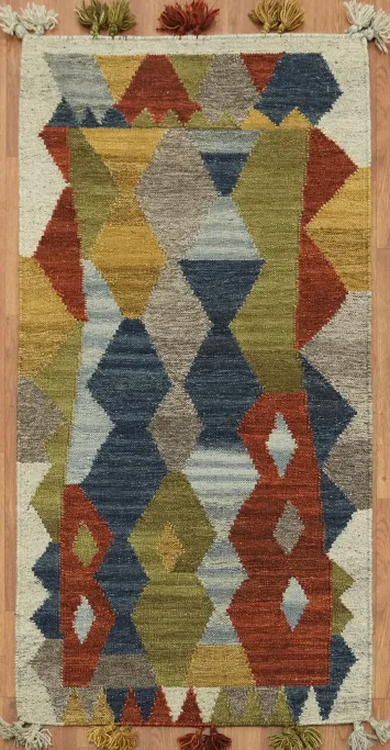 Rustic Handcrafted Rug with Warm Earthy Tones 3x5