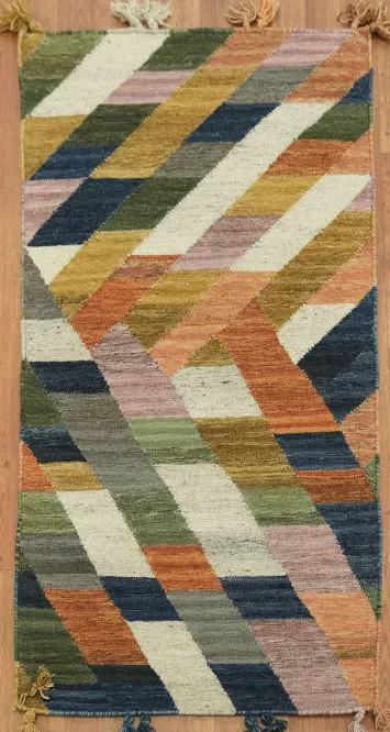 Hand-Woven Geometric Kilim Oriental Rug 3x5 Tribal Wool Rug