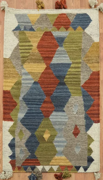 Vibrant Geometric Pattern Area Rug for Modern Interiors 3x5
