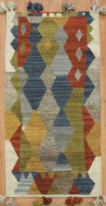 Handwoven Rug with Dynamic Geometric Shapes 3x5