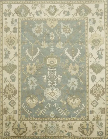 9'x12' Classic Persian-Style Rug with Muted Tones and Intricate Design