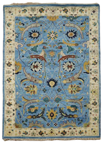 Blue and Ivory Traditional Rug for Sophisticated Interiors 5'x7'