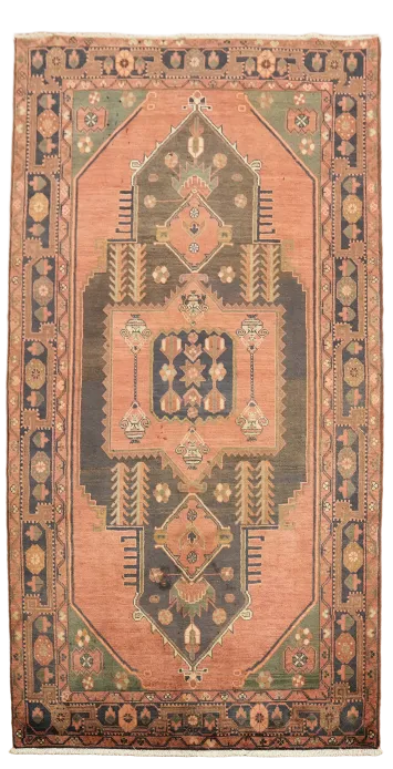 Vintage 5'x10' Lori Persian Rug