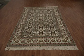 Luxurious Isfahan Persian Rug with Intricate Floral Motif Design 8x12