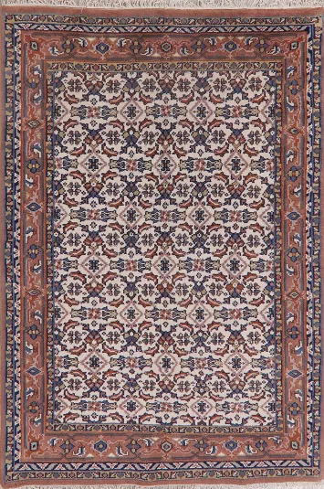 Geometric Ivory Bidjar Indian Oriental Wool Rugs