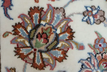 All-Over Pattern Floral Ivory Tabriz Persian Area Rug 7x10