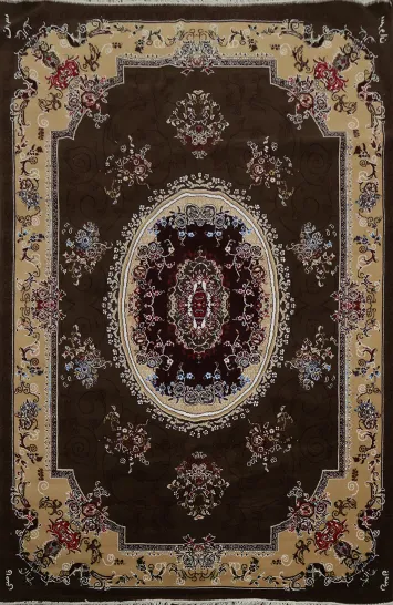 Elegant Beige and Brown Rug with Traditional Patterned Border 7x10