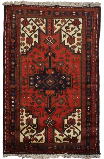 Traditional Persian rug showcasing intricate geometric design 3'x5'