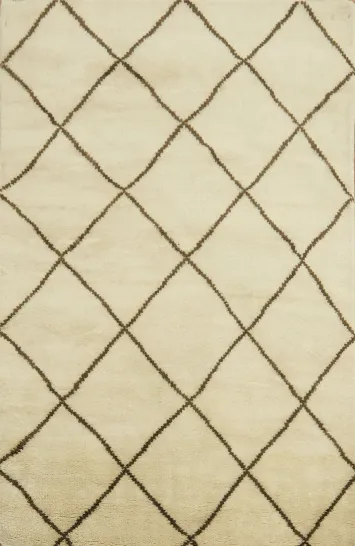 Traditional Berber-Style Ivory Moroccan Rug with Chic Lattice Design 4x6