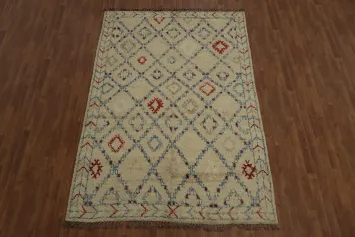 Luxurious Moroccan Area Rug 6x9 with Earth-Toned Diamond