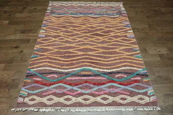 Vibrant Waves and Zigzag Motif on a Contemporary Rug 7x10