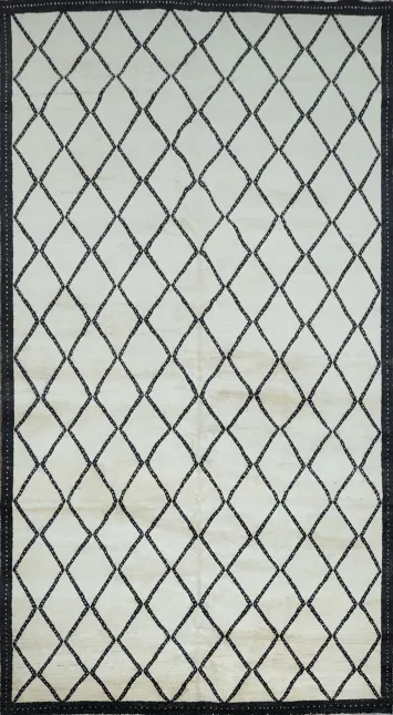 Modern White Rug with Black Diamond Pattern Elegance 8x12
