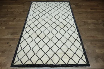 Modern White Rug with Black Diamond Pattern Elegance 8x12