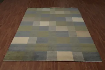 Checkerboard Elegance: Soft Tones Large Area Rug for Living Spaces 8x10