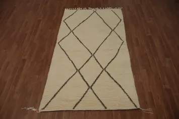 Versatile Moroccan Area Rug 4x7 with Sleek Lines for Home Decor
