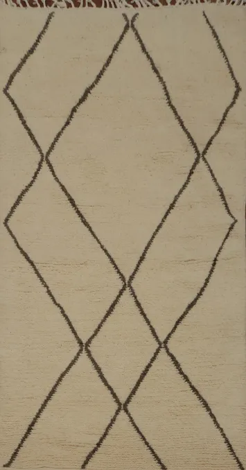 Versatile Moroccan Area Rug 4x7 with Sleek Lines for Home Decor