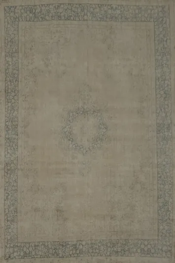 Classic Beige and Blue Rug Perfect for Timeless Home Decor 10x12