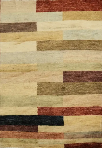 Contemporary Rectangular Rug in Soft Earth Tones 4x6